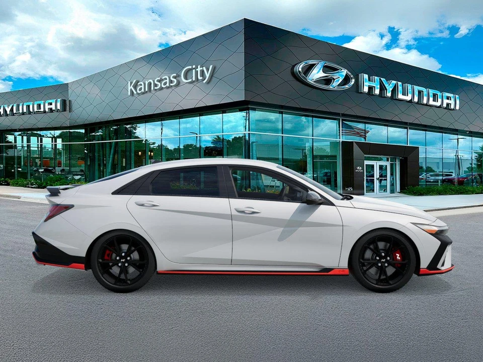 2026 Hyundai Elantra - Image 7 of 17