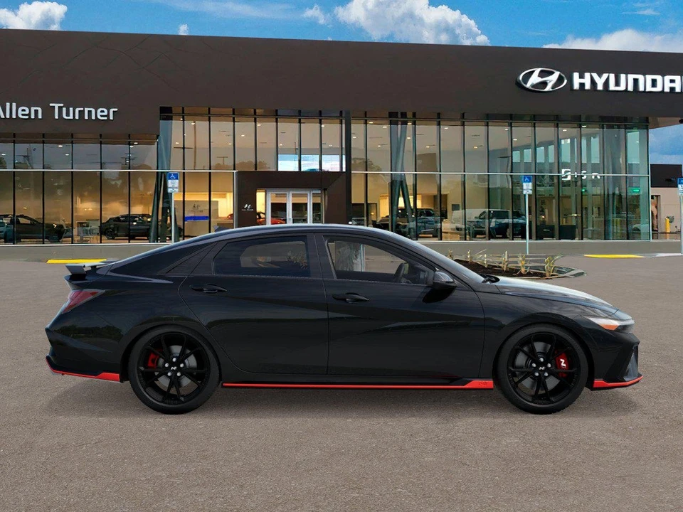 2026 Hyundai Elantra - Image 7 of 17