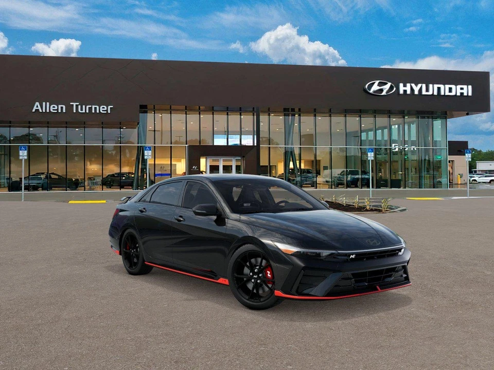 2026 Hyundai Elantra - Image 2 of 17