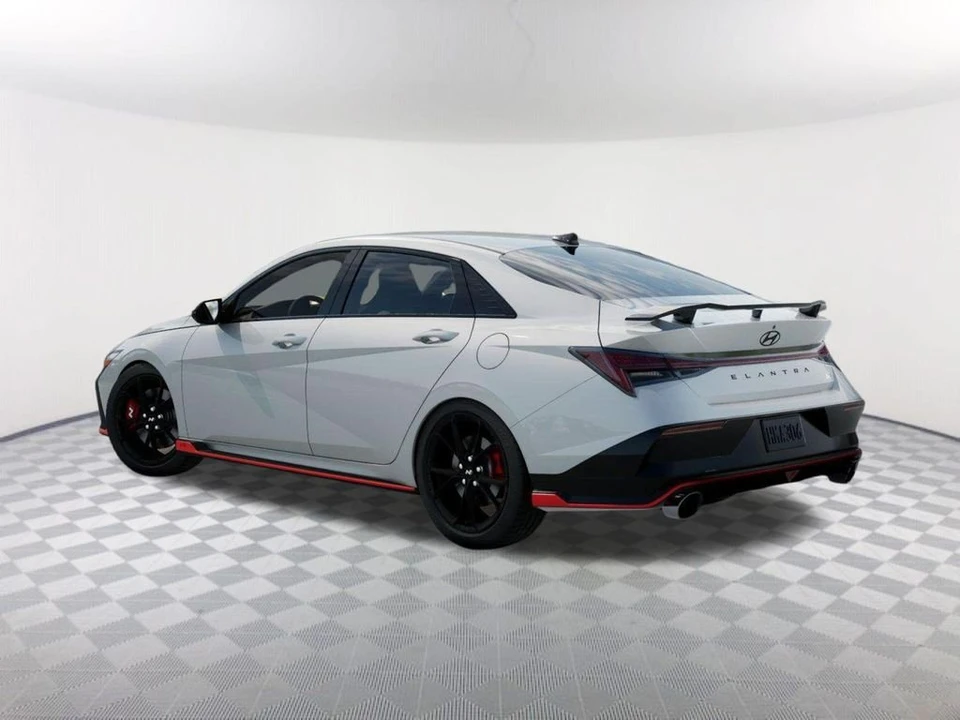2026 Hyundai Elantra - Image 5 of 17