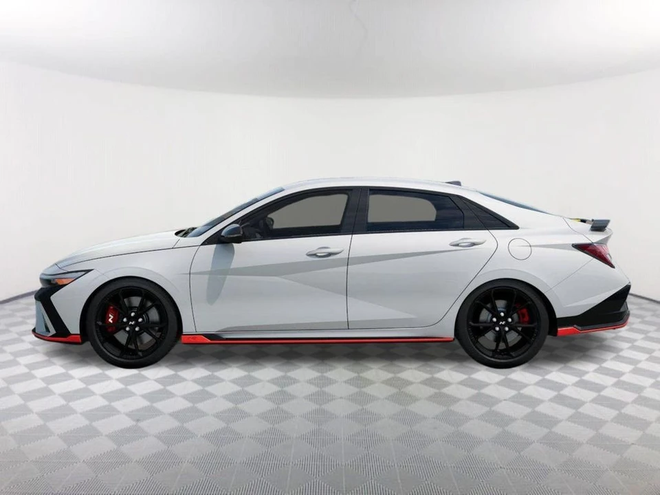 2026 Hyundai Elantra - Image 3 of 17