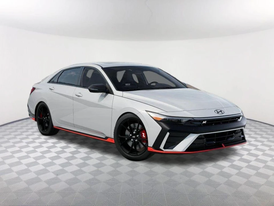 2026 Hyundai Elantra - Image 2 of 17