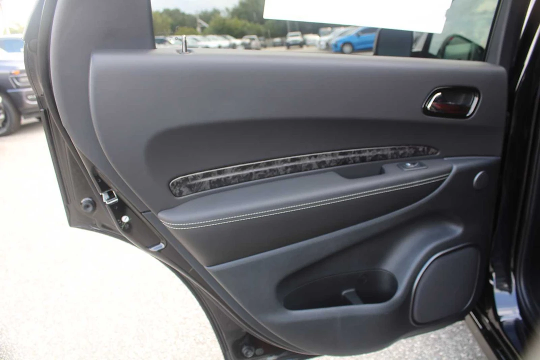 2027 Dodge Durango SRT Hellcat 3rd Gen - Image 14 of 31
