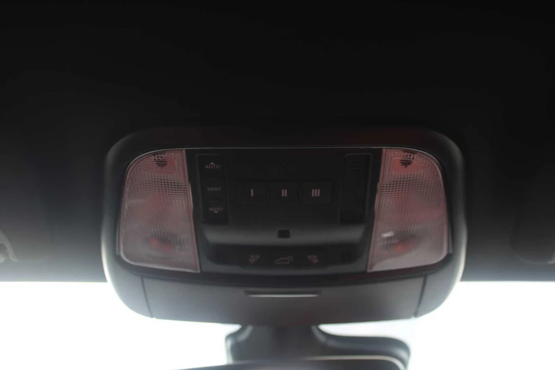 2027 Dodge Durango SRT Hellcat 3rd Gen - Image 22 of 31