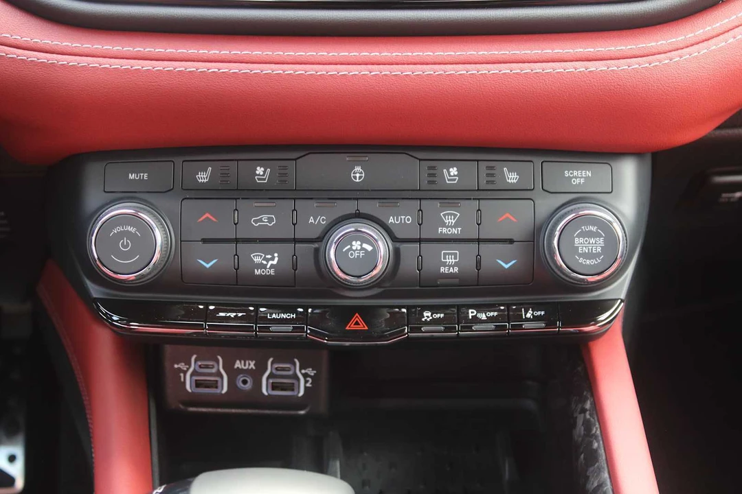 2027 Dodge Durango SRT Hellcat 3rd Gen - Image 25 of 31
