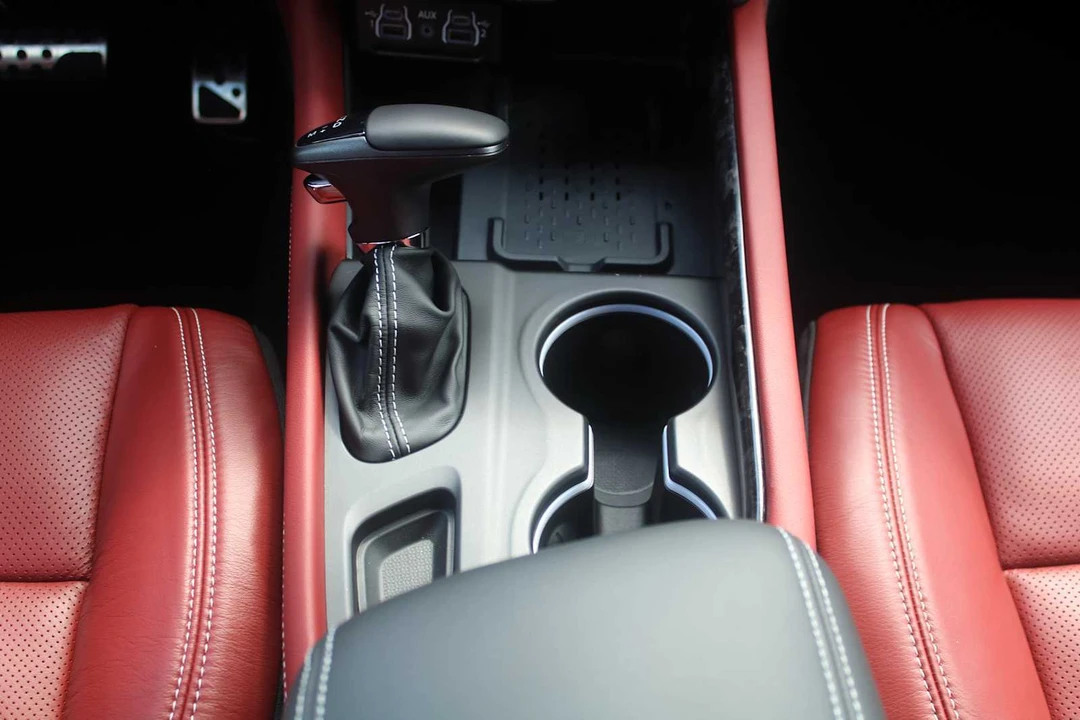 2027 Dodge Durango SRT Hellcat 3rd Gen - Image 26 of 31