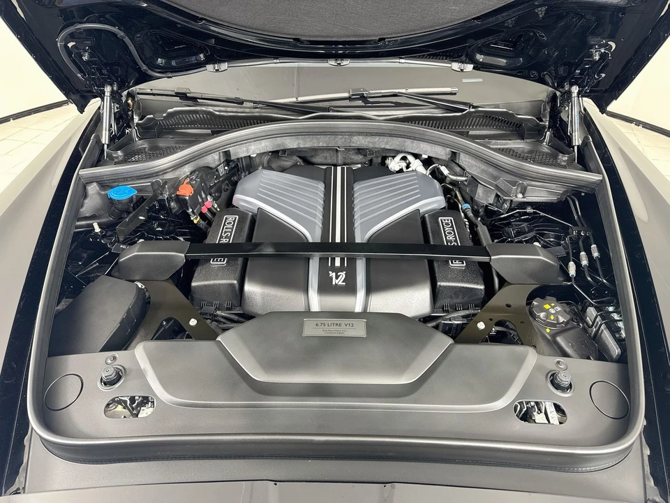 2027 Rolls-Royce Cullinan Black Badge - Image 30 of 31