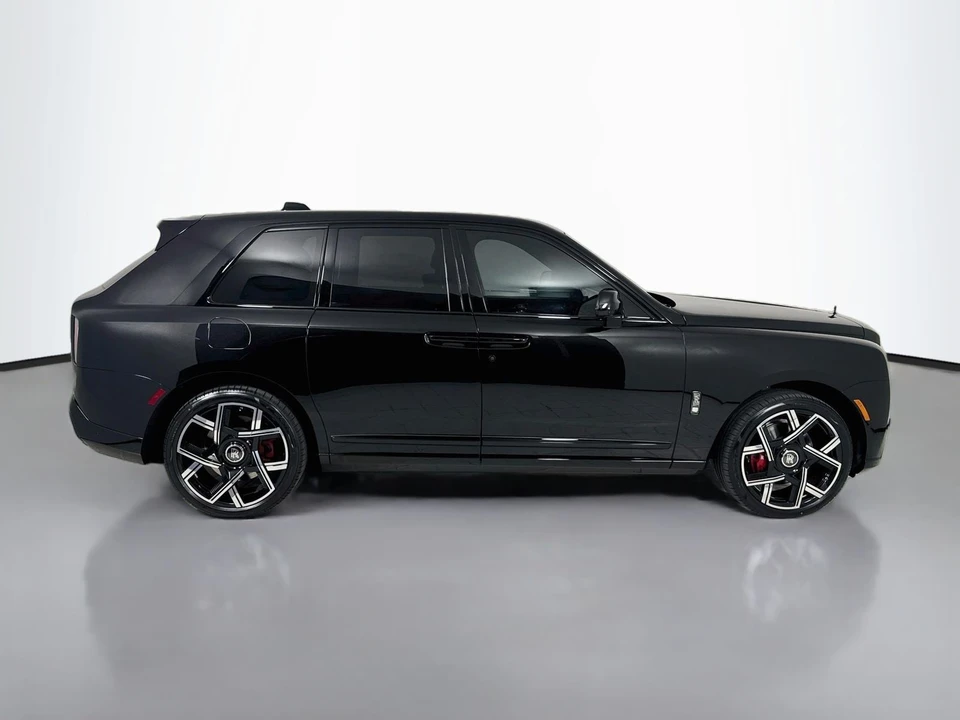 2027 Rolls-Royce Cullinan Black Badge - Image 9 of 31