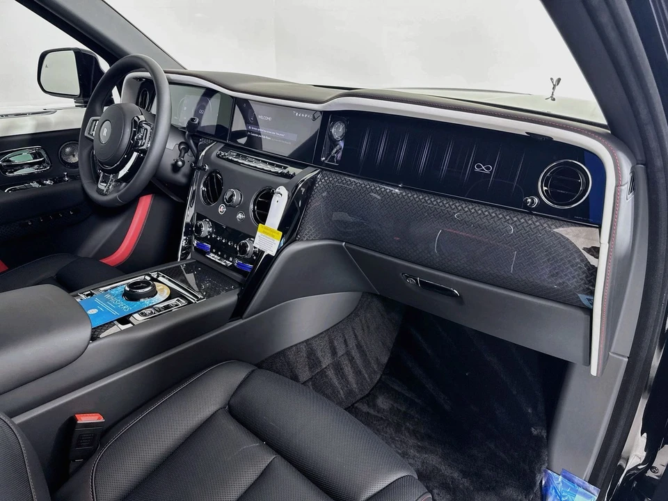 2027 Rolls-Royce Cullinan Black Badge - Image 29 of 31