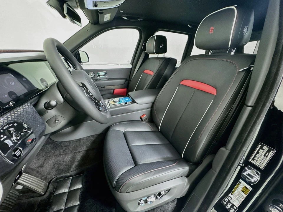 2027 Rolls-Royce Cullinan Black Badge - Image 21 of 31