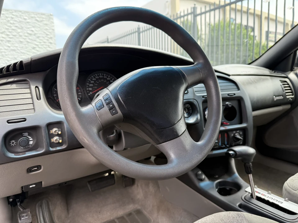 2003 Chevrolet Monte Carlo 6th Gen - Image 20 of 31