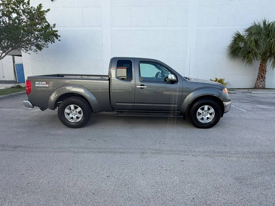 2006 Nissan Frontier 2nd Gen - Image 2 of 24