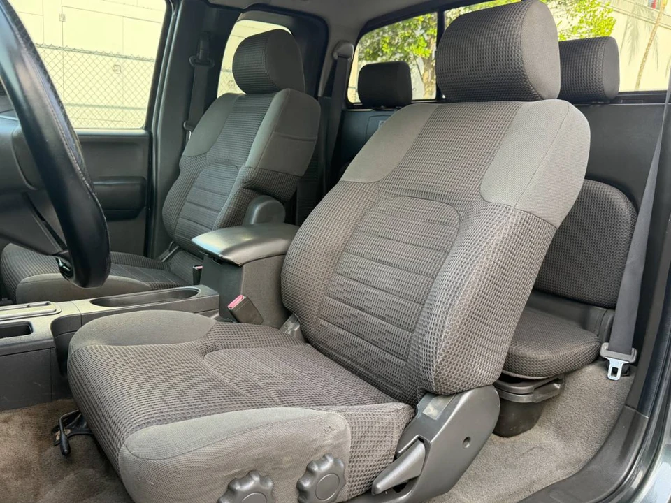 2006 Nissan Frontier 2nd Gen - Image 13 of 24