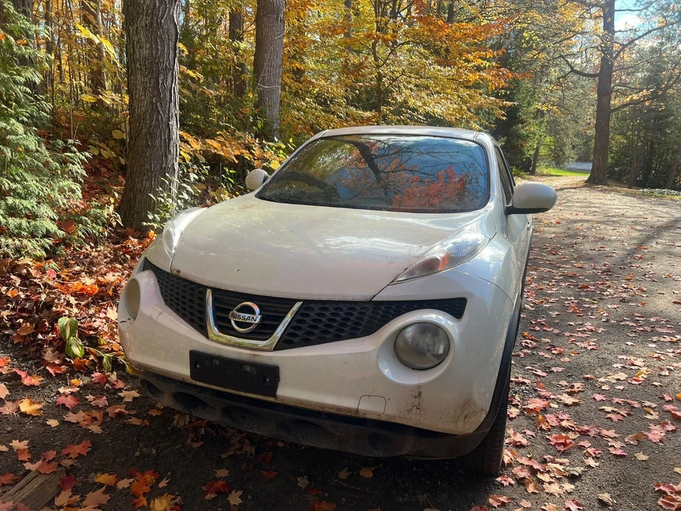 2012 Nissan Juke - Image 2 of 6