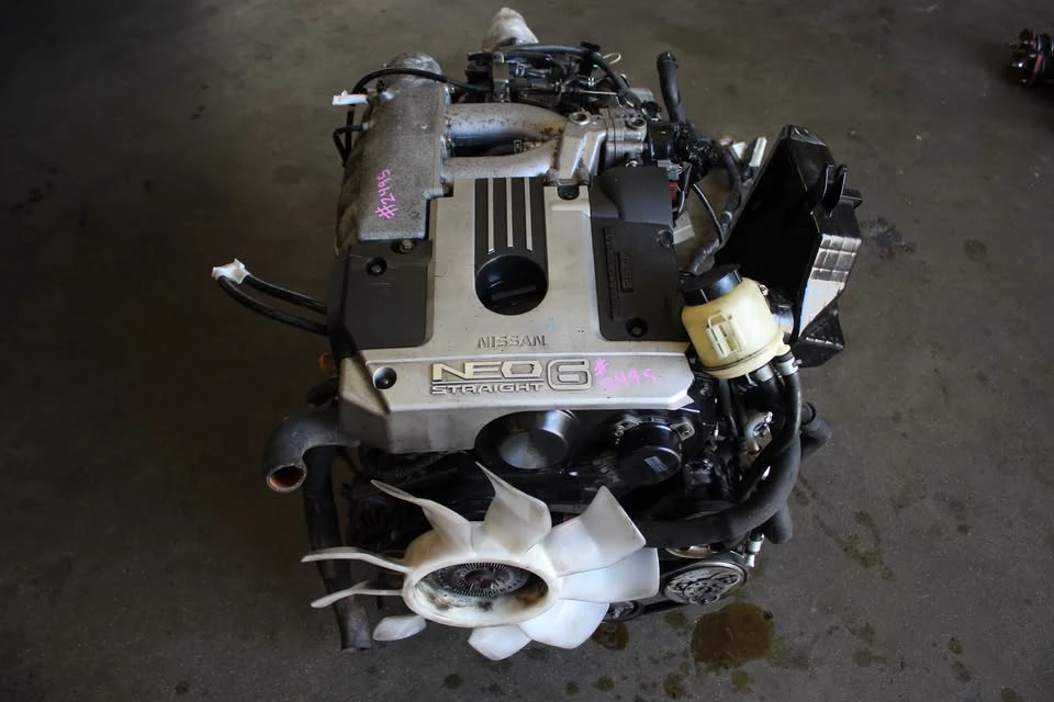 Nissan R33 Skyline 9th Gen - Image 2 of 10