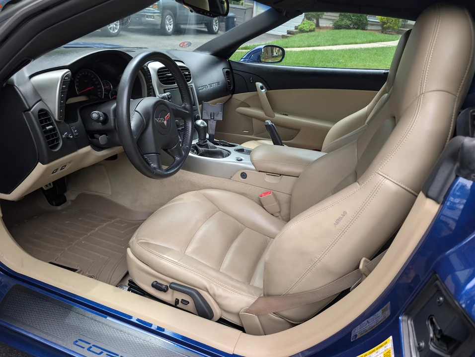 2005 Chevrolet Corvette C6 - Image 6 of 9