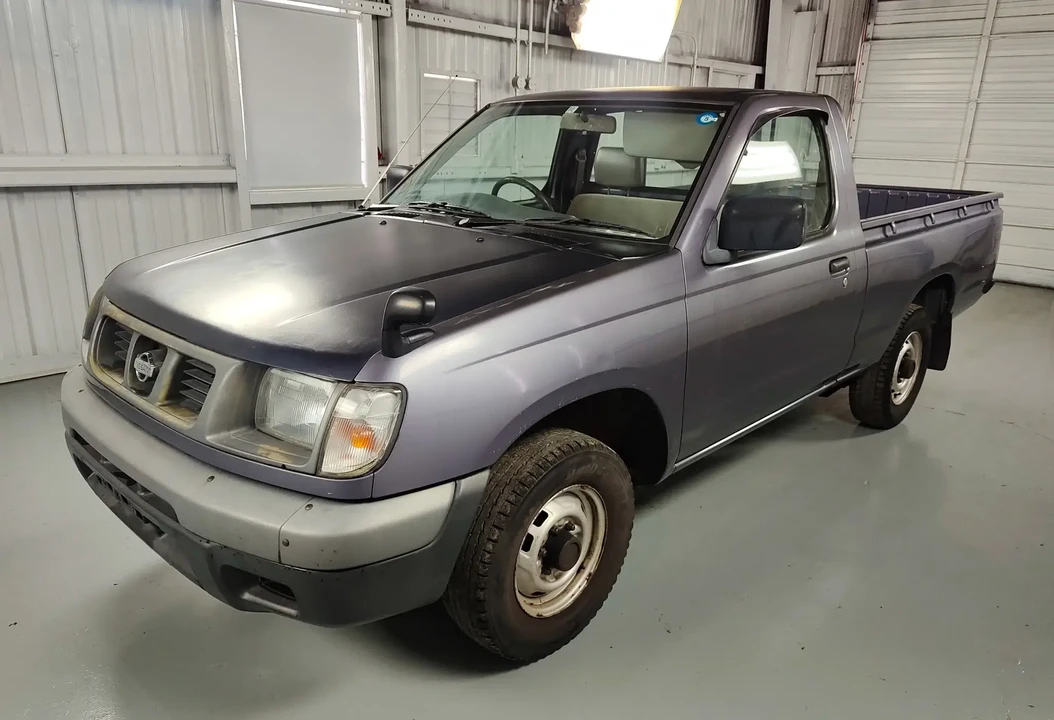 1997 Nissan Frontier 1st Gen - Image 3 of 6