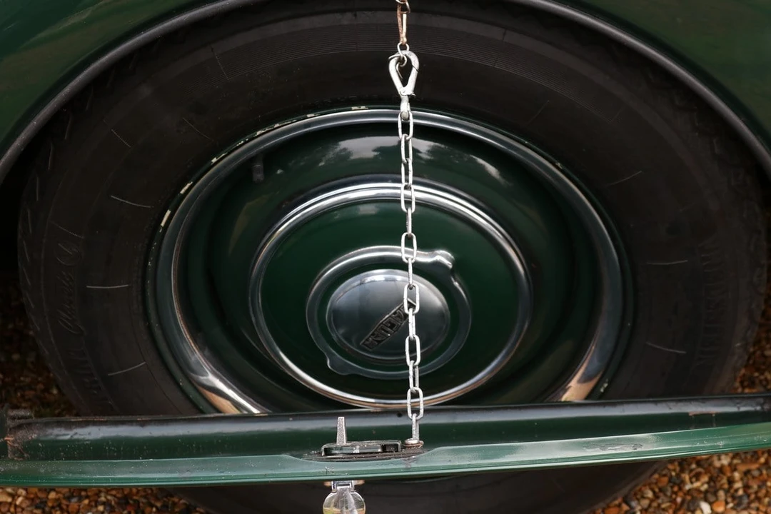 1953 Jaguar XK120 DHC Drophead - Image 25 of 30