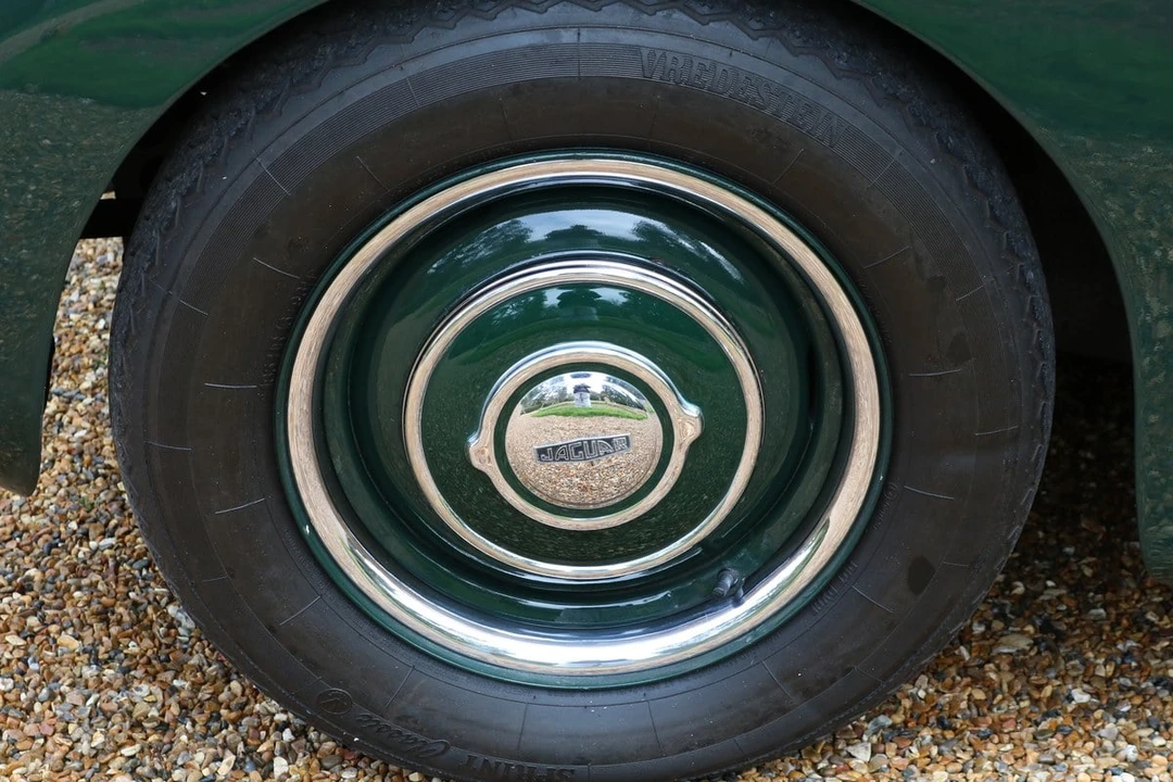 1953 Jaguar XK120 DHC Drophead - Image 21 of 30