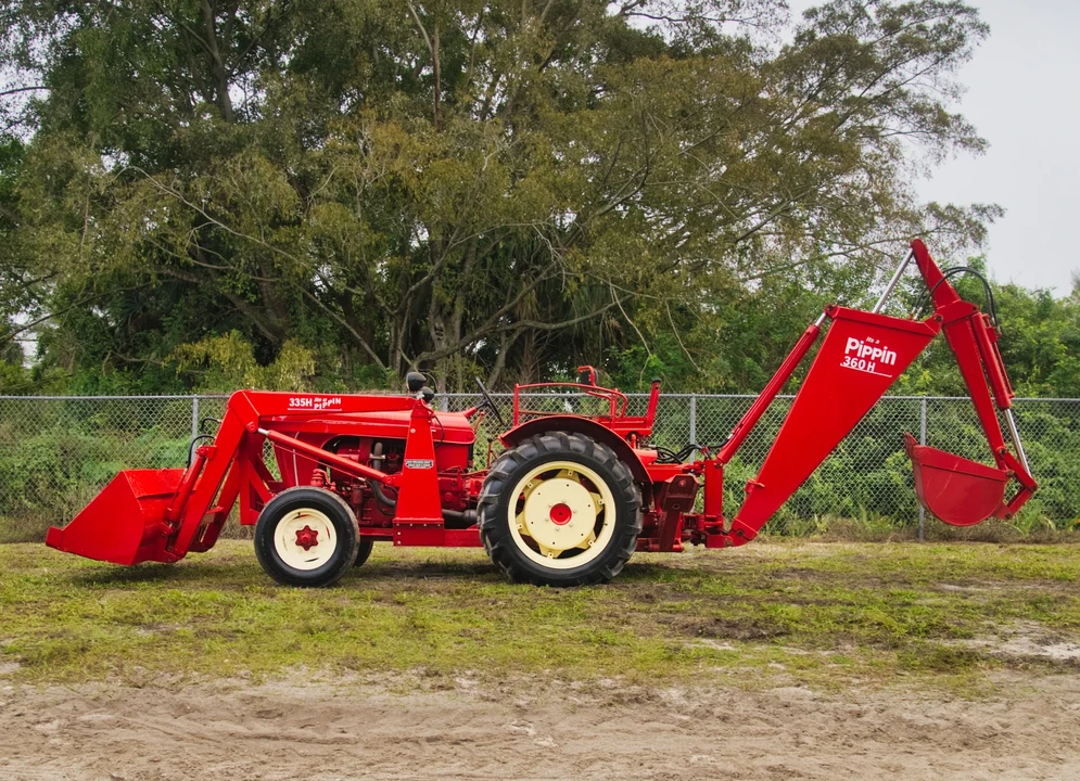 1957 Porsche Tractors - Image 5 of 31