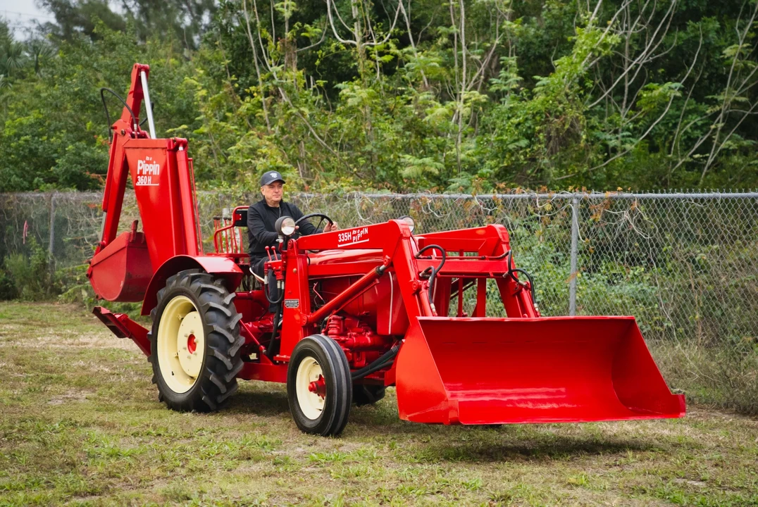 1957 Porsche Tractors - Image 11 of 31
