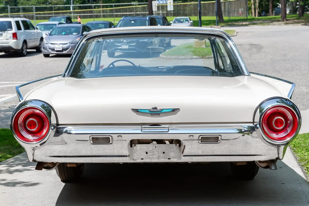 1962 Ford Thunderbird 3rd Gen - Image 4 of 6