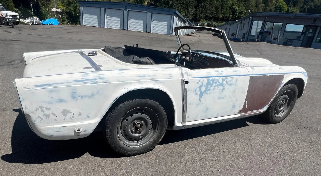 1966 Triumph TR4A - Image 17 of 31