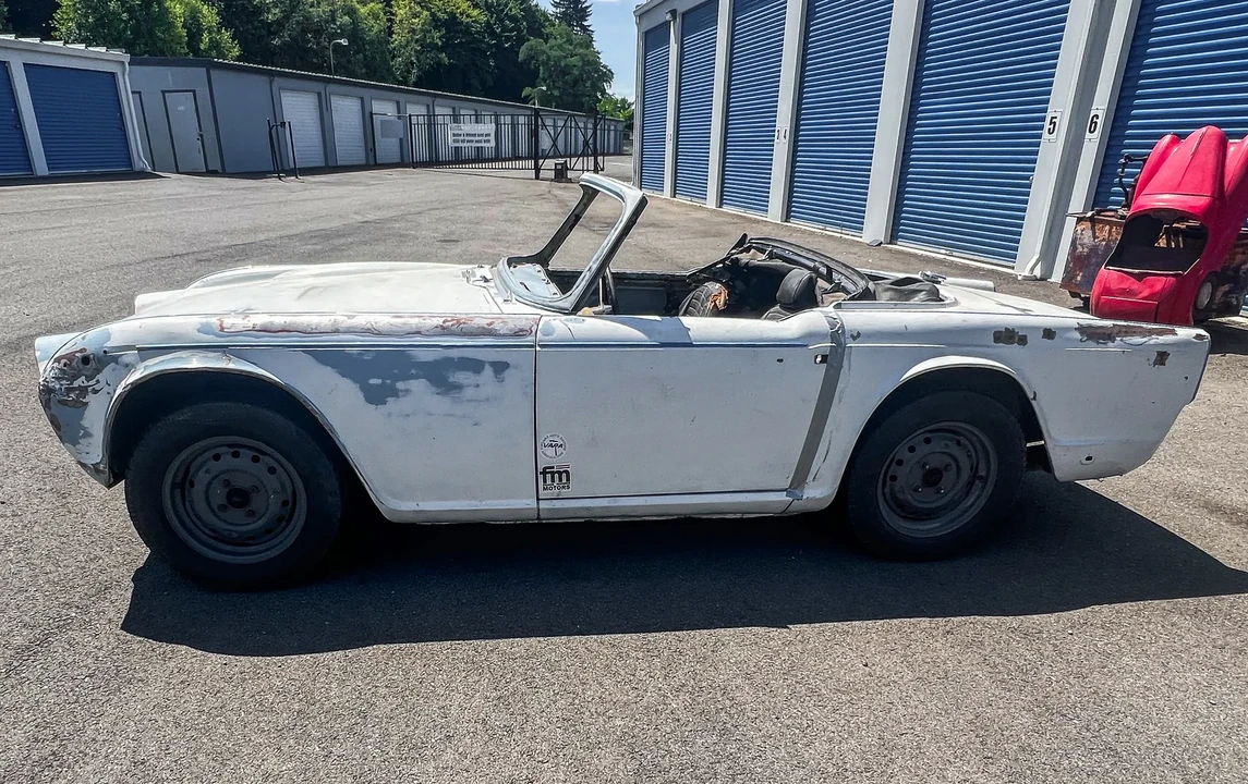 1966 Triumph TR4A - Image 8 of 31