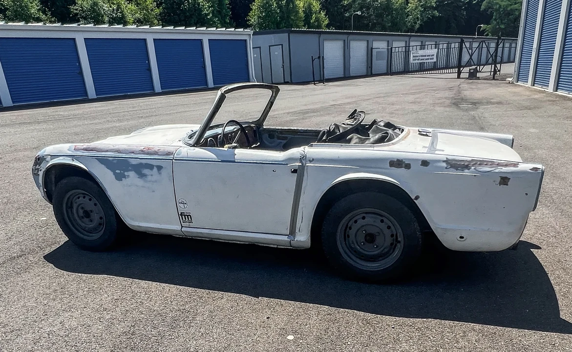 1966 Triumph TR4A - Image 10 of 31