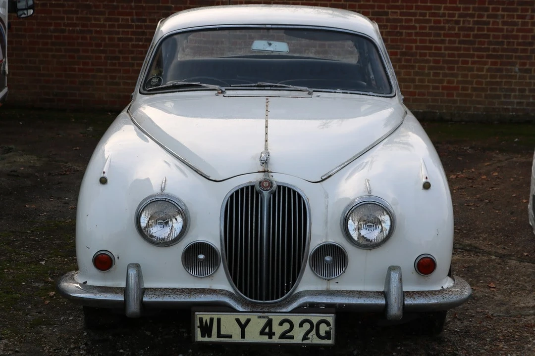 1969 Jaguar Mark II - Image 9 of 30