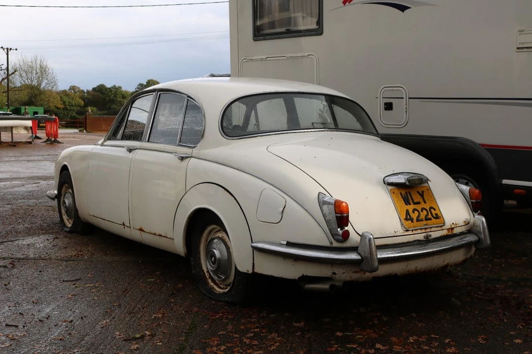 1969 Jaguar Mark II - Image 8 of 30