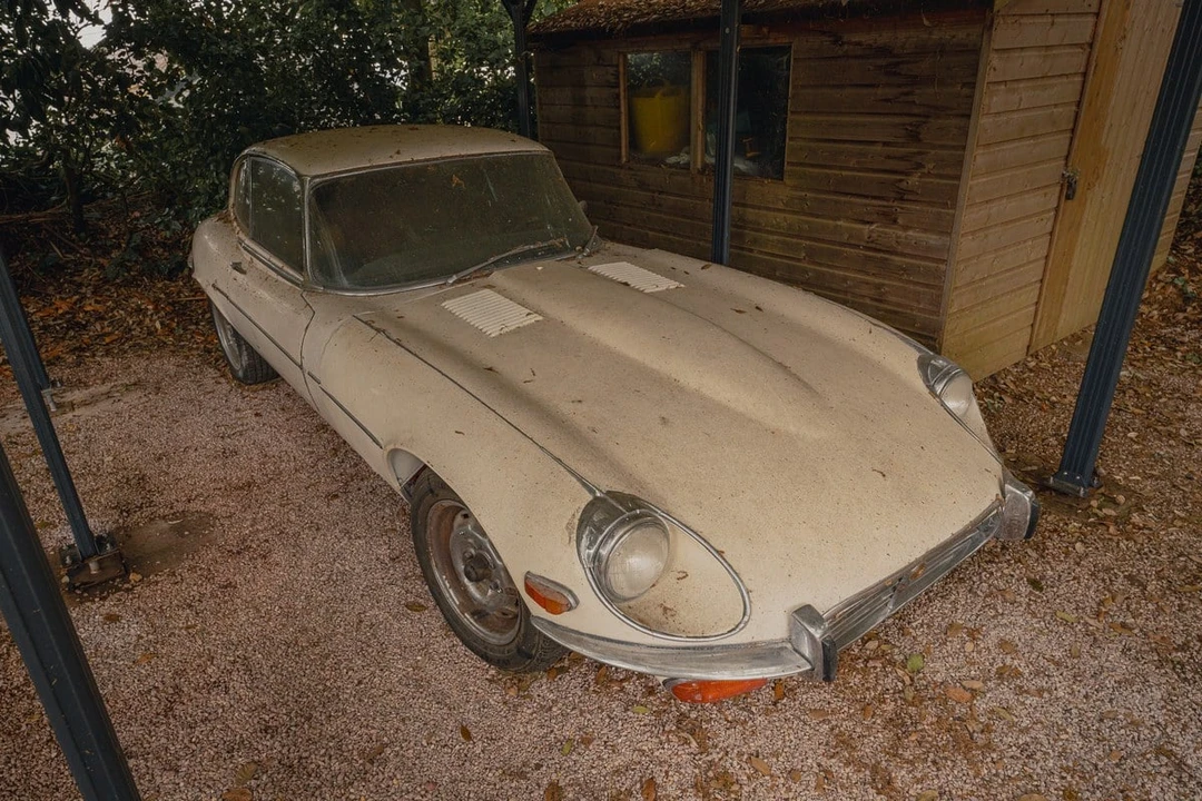 1971 Jaguar E-Type Series 3 V12 2+2 - Image 2 of 30