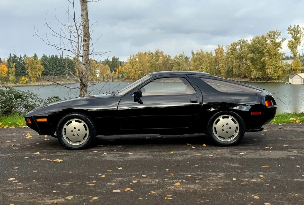 1979 Porsche 928 - Image 6 of 6