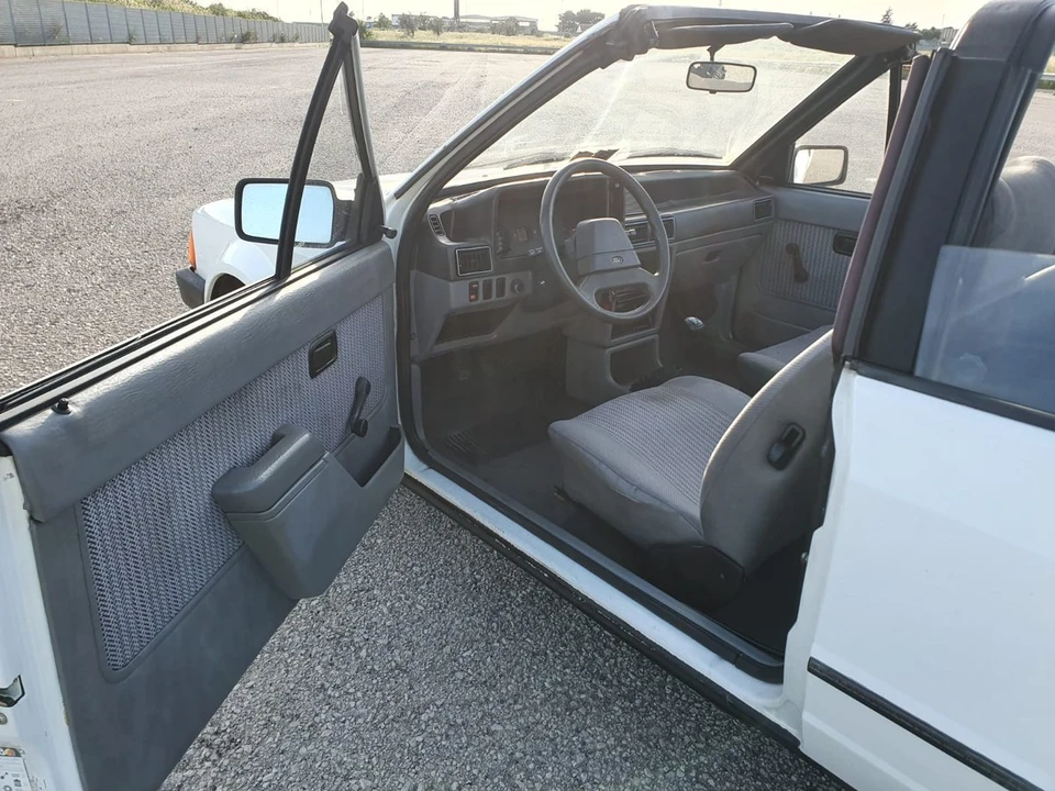 1984 Ford Escort - Image 18 of 30