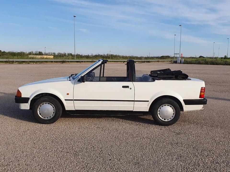 1984 Ford Escort - Image 12 of 30