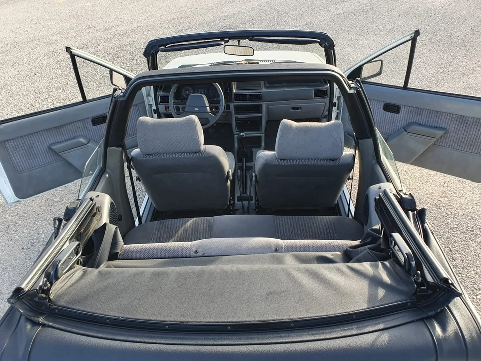 1984 Ford Escort - Image 24 of 30
