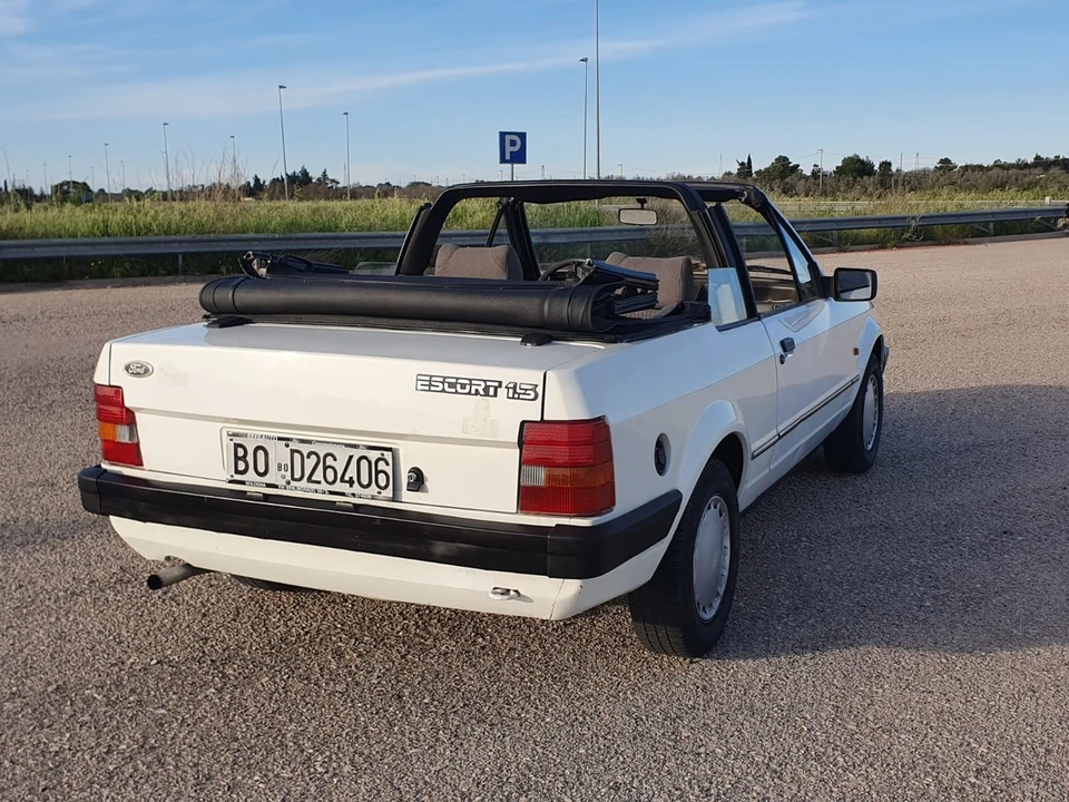 1984 Ford Escort - Image 14 of 30