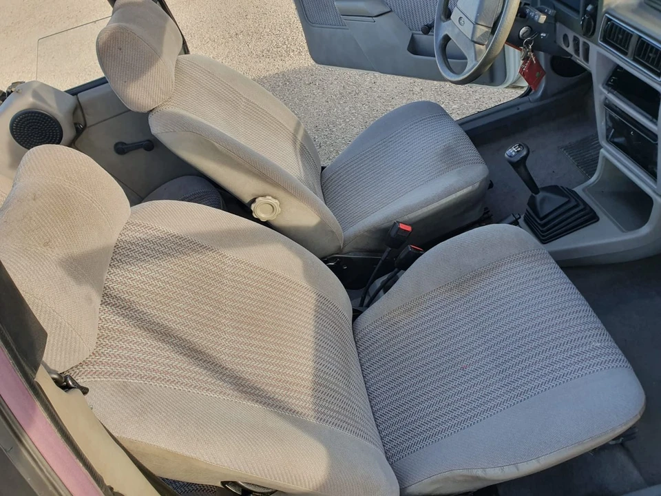 1984 Ford Escort - Image 22 of 30