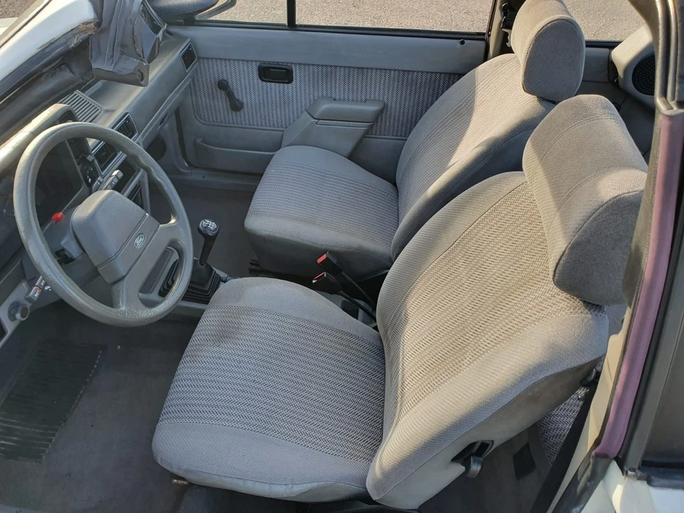 1984 Ford Escort - Image 19 of 30
