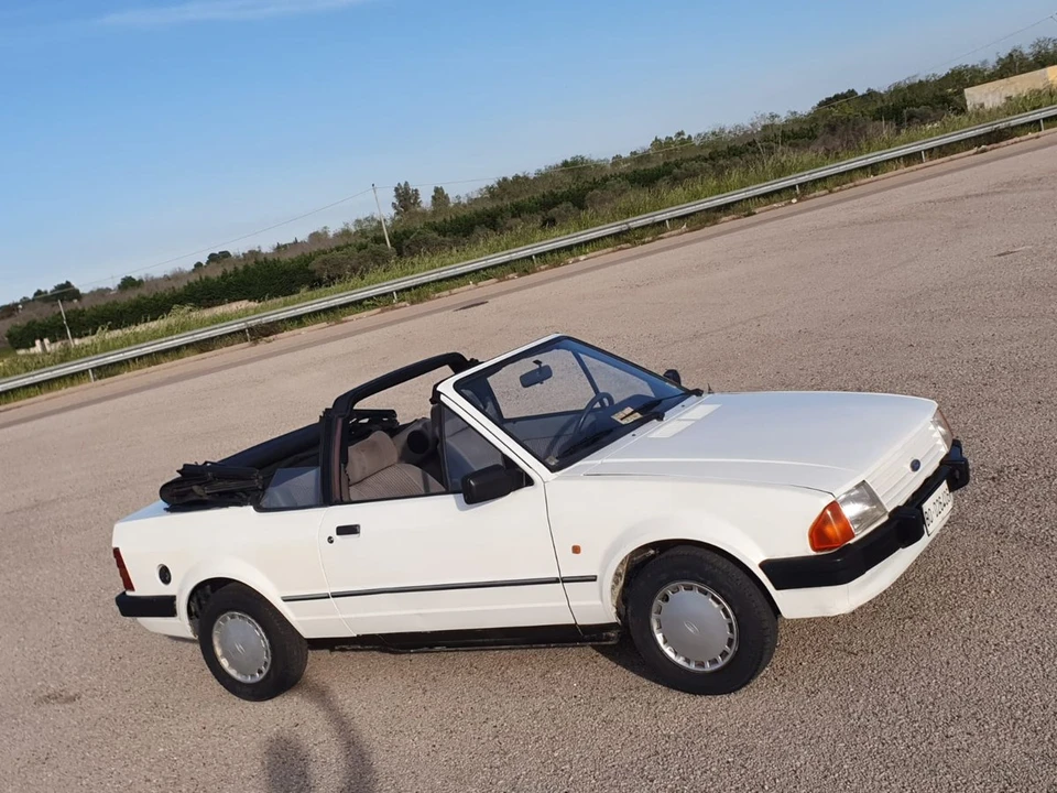 1984 Ford Escort - Image 8 of 30