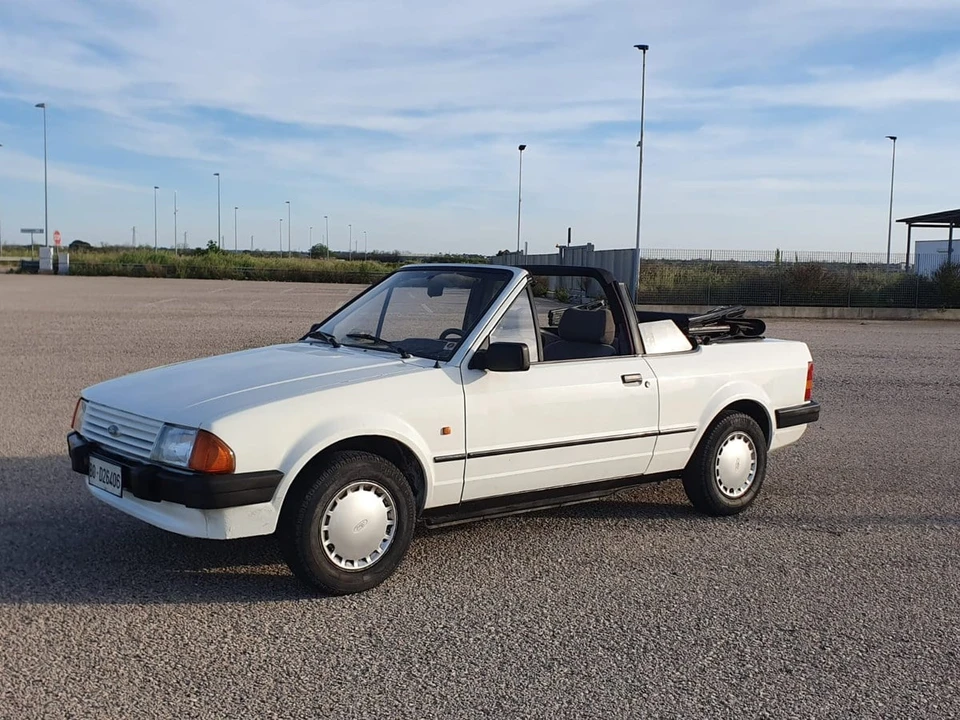 1984 Ford Escort - Image 4 of 30