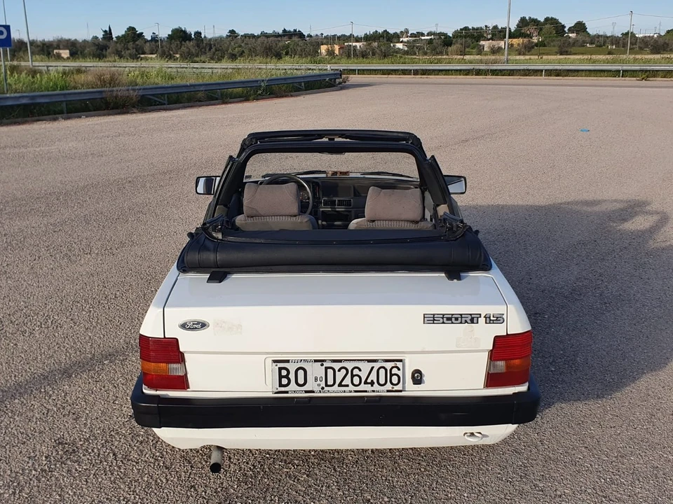 1984 Ford Escort - Image 15 of 30