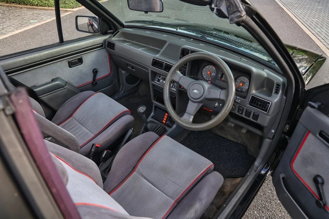1984 Ford Escort - Image 12 of 30