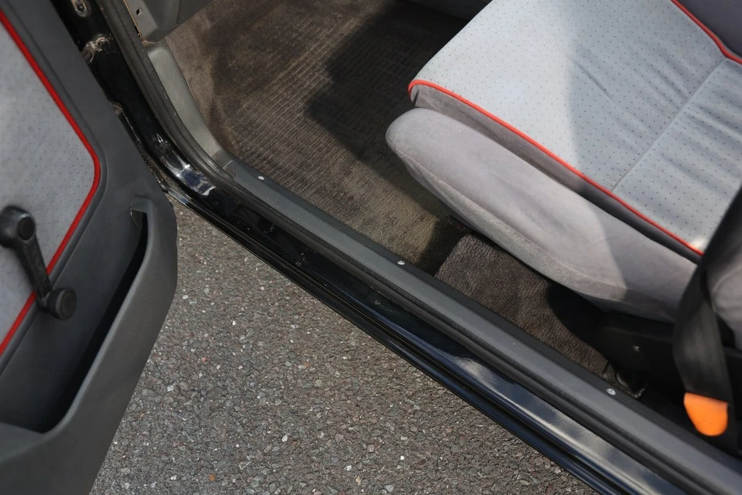1984 Ford Escort - Image 26 of 30