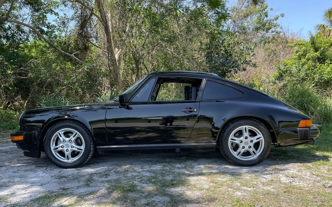 1984 Porsche 911 Carrera 3.2 - Image 4 of 6
