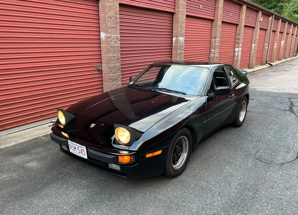 1986 Porsche 944 - Image 5 of 6