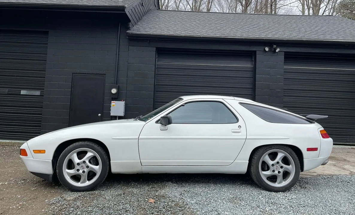 1987 Porsche 928 S4 - Image 5 of 6