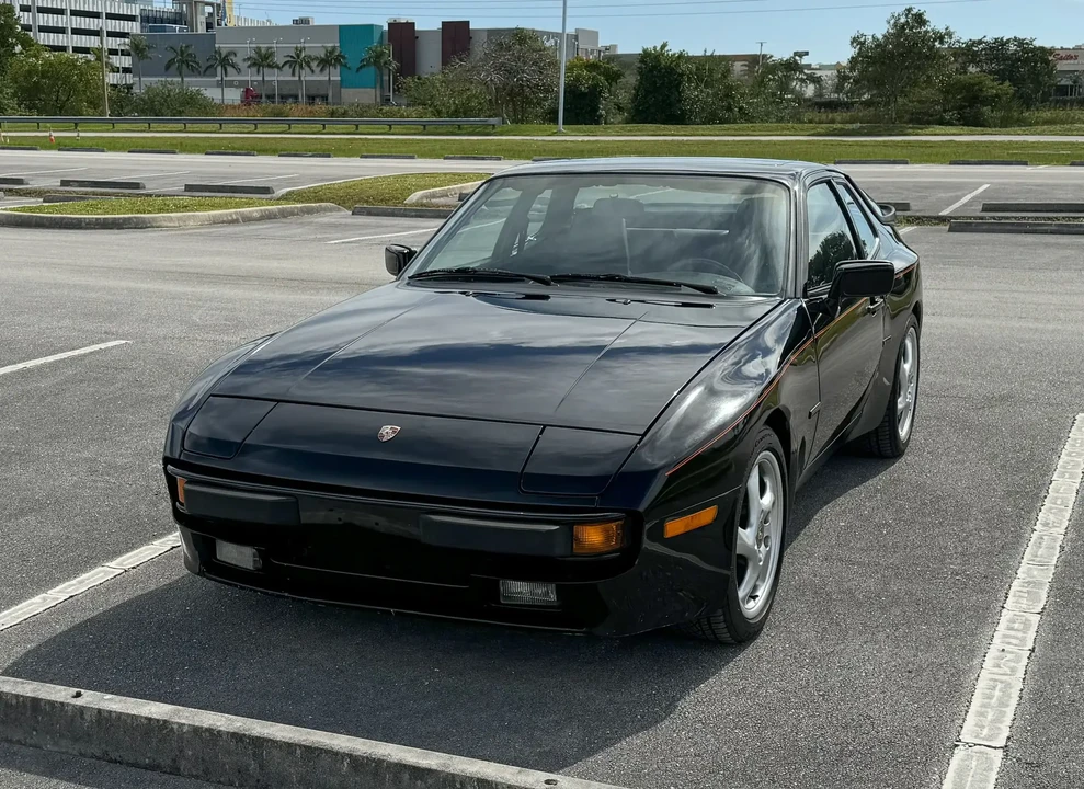 1987 Porsche 944 - Image 3 of 6