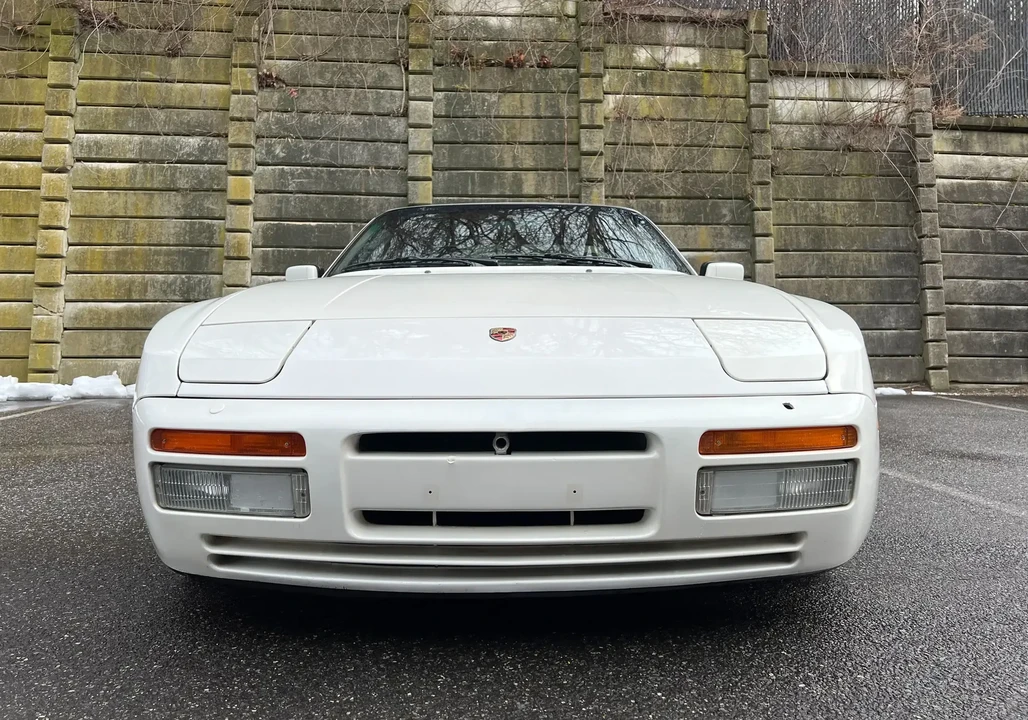 1987 Porsche 944 Turbo - Image 2 of 6