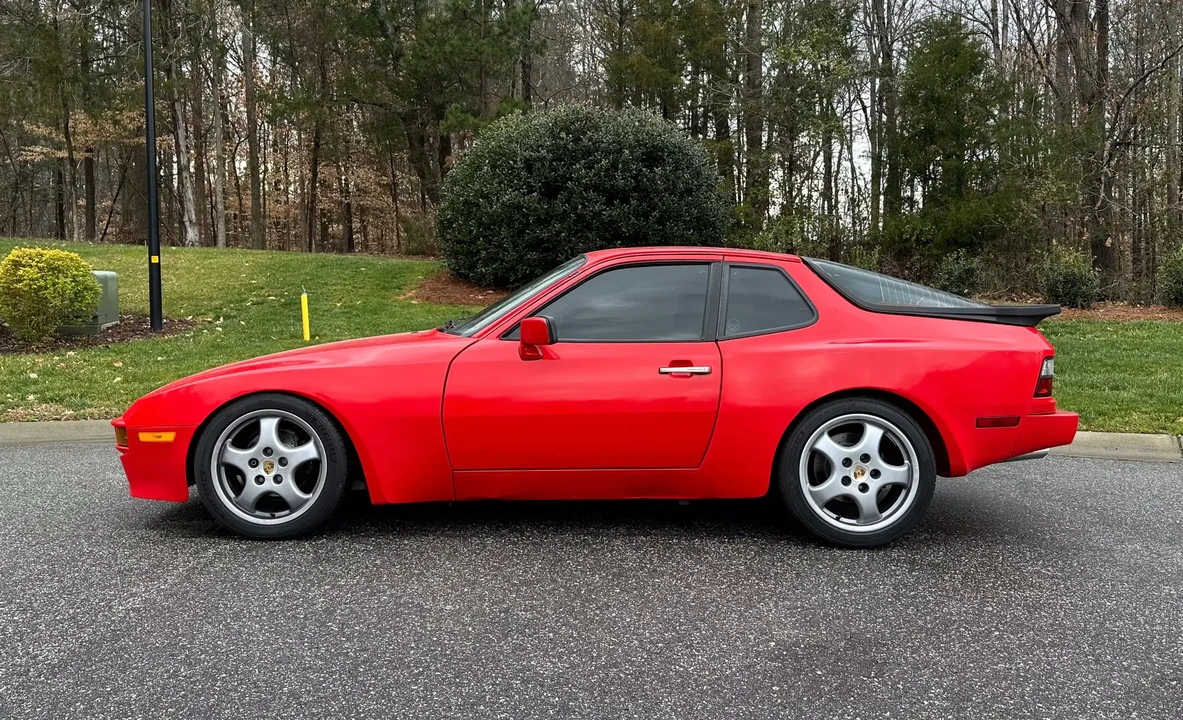 1987 Porsche 944 - Image 4 of 6